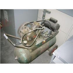 1 DAYTON SPEEDAIRE AIR COMPRESSOR