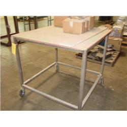 LOT - TABLE W/ CONTENTS