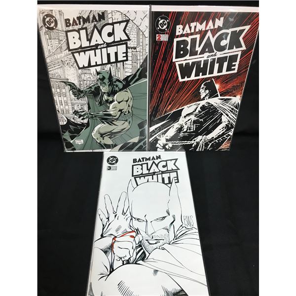 LOT OF 3 BATMAN BLACK AND WHITE COMICS (DC COMICS)