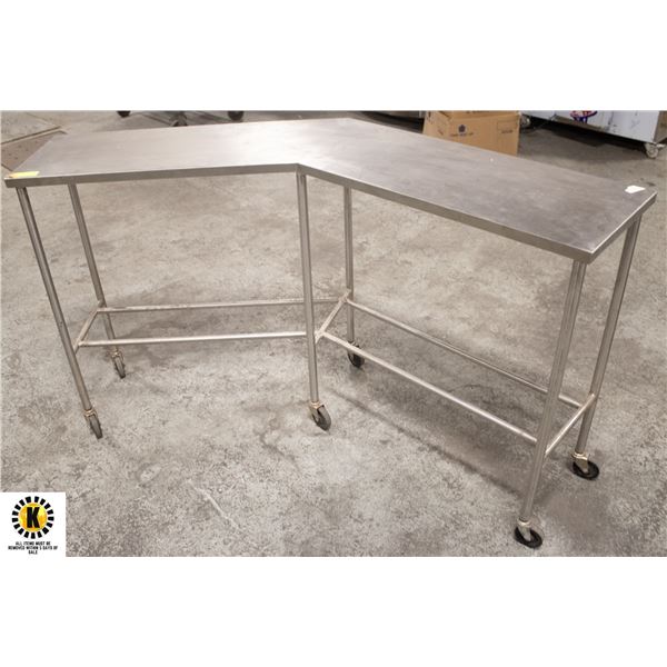 STAINLESS STEEL ANGLED TABLE ON CASTERS
