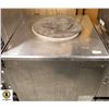 Image 1 : NATURAL GAS 32"X32" S/S TANDOOR OVEN
