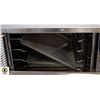 Image 2 : COMMERCIAL CONVECTION OVEN