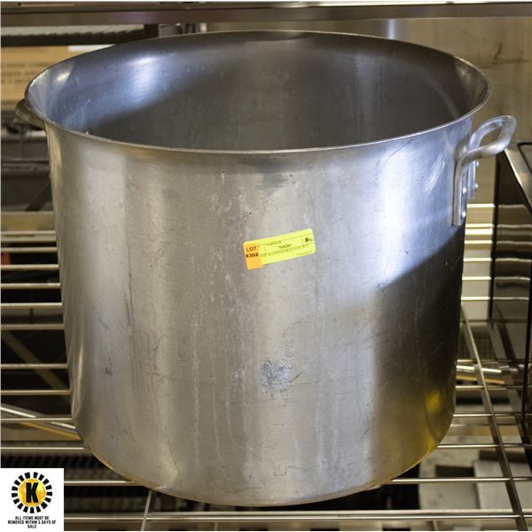 LARGE ALUMINUM STOCK POT