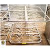 Image 1 : 34 SLOT PIE COOLING RACK