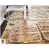 Image 1 : 34 SLOT PIE COOLING RACK