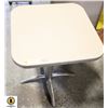 Image 1 : LOT OF 3 TWO TOP SQUARE TABLES