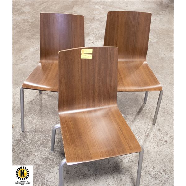 LOT OF 6 WOOD DINNING CHAIRS