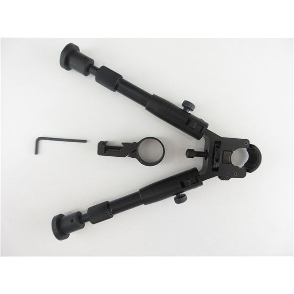 UTC BIPOD AND FLASHLIGHT MOUNT LOT