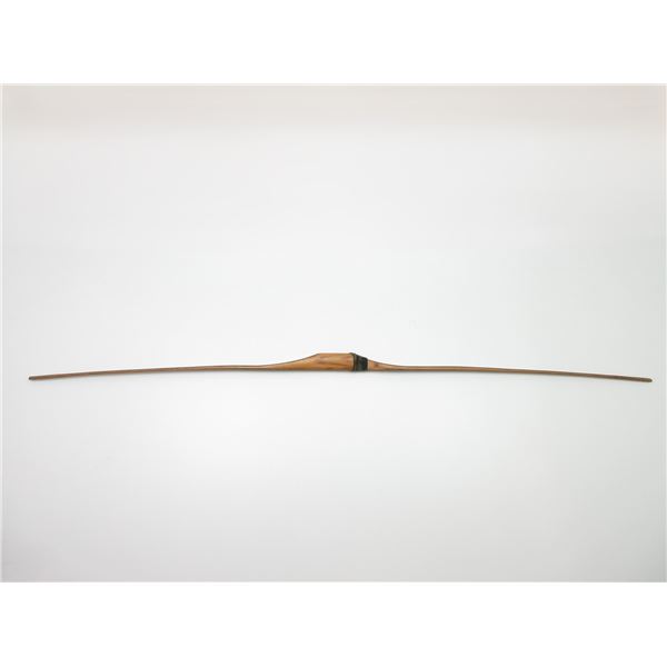 UNKNOWN LONG BOW LOT