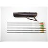 Image 2 : ARCHERY BELT QUIVER AND ARROWS LOT