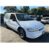 Image 2 : 1996 Nissan Quest