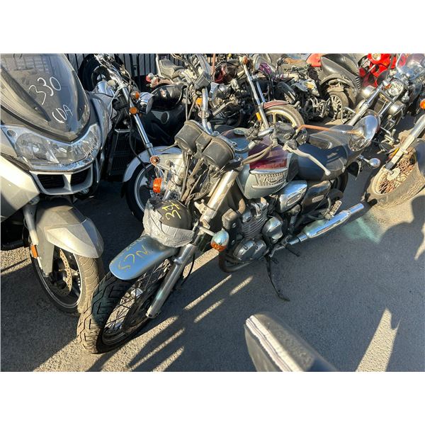 2001 Triumph Thunderbird