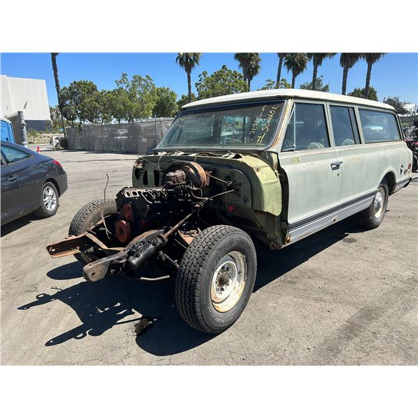 1972  GMCÂ   SUBURBANÂ