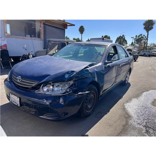 2004 Toyota Camry