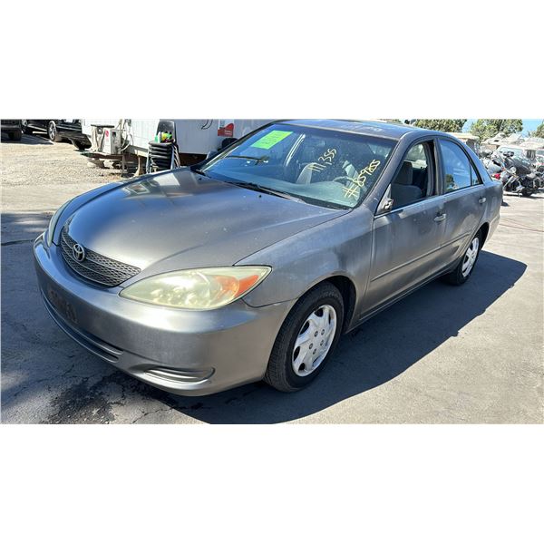 2004 Toyota Camry