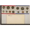 Image 2 : 1981 US MINT SET (UNC) P/D/S (WITH ENVELOPE)