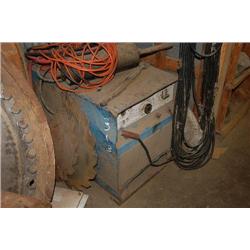 MILLER ELECTRIC WELDER, MOD. SRH333
