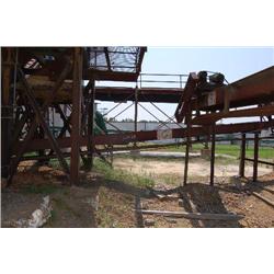 INCLINED BELT CONVEYOR, 39' L X 24" W, W/ MOTOR