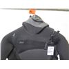 Image 2 : Womens Infiniti X-Zip Hooded Fullsuit Wetsuit 5/4mm, Black, Size 8