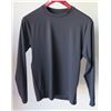Image 2 : Qty 5 Mens Relaxed Fit Long Sleeve Lycra UV Tops, Black, Size XS