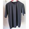Image 2 : Qty 5 Mens Relaxed Fit Short Sleeve Lycra UV Tops, Black, Size 3XL