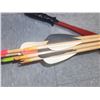 Image 8 : Full Size Bow With Arrows