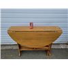 Image 1 : Vintage Pine Dropleaf Table