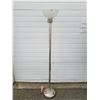 Image 1 : Metal Standing Lamp