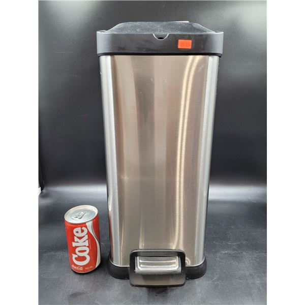 Kitchen Step Garbage Can