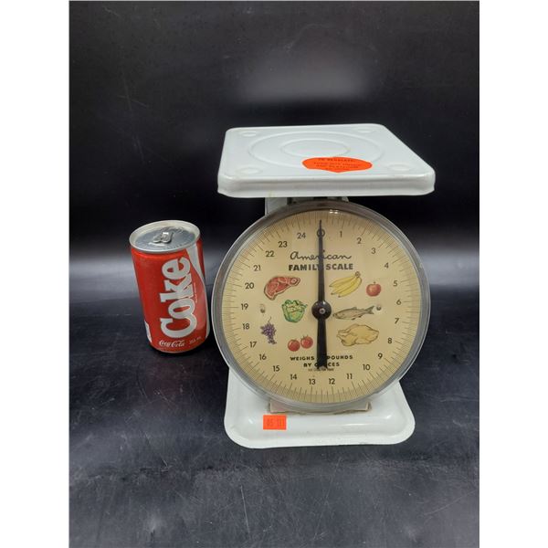 Vintage American Family Kitchen Scale