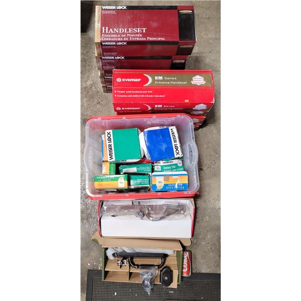 Handlesets and Doorknobs