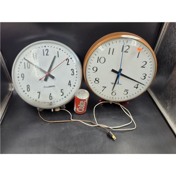 Vintage Wall Clocks