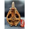 Image 1 : Antique Joy Farm Pulley