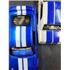 Image 3 : 2 Die Cast Ford Mustang Vehicles