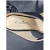 Image 4 : Women's Shoe Lot