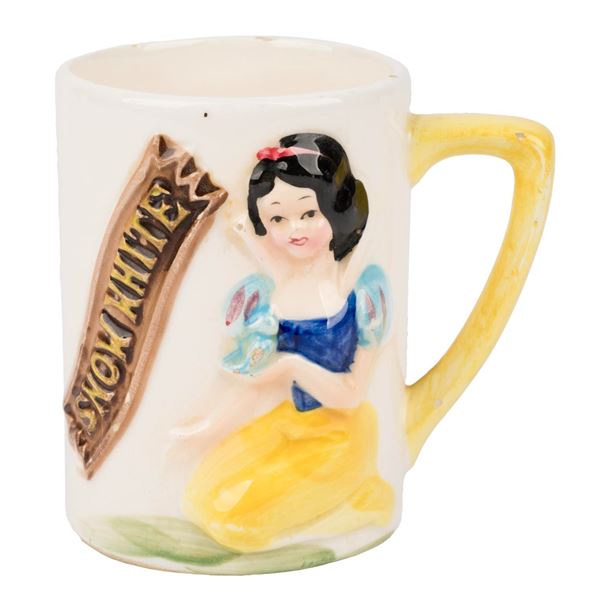 A 1960s Snow White Mug.