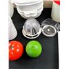 Image 3 : Kitchen storage lot