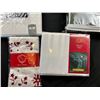 Image 2 : Linens and kitchen accessories