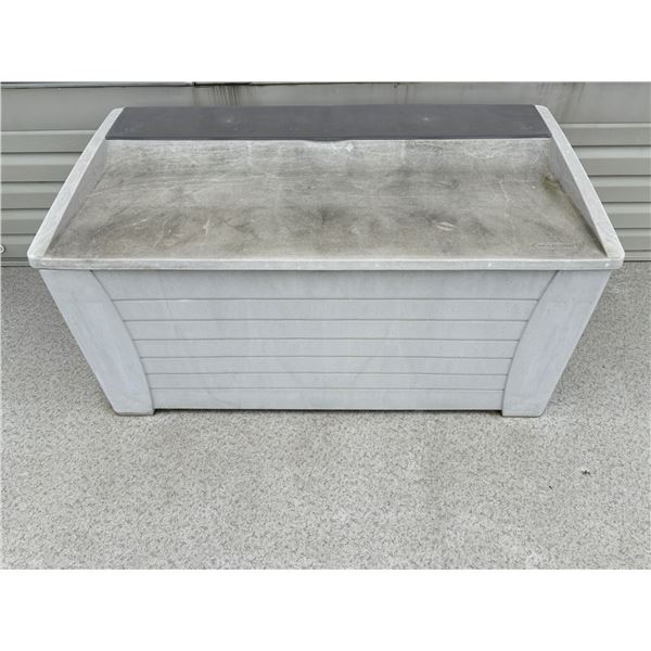 Suncast Storage bench