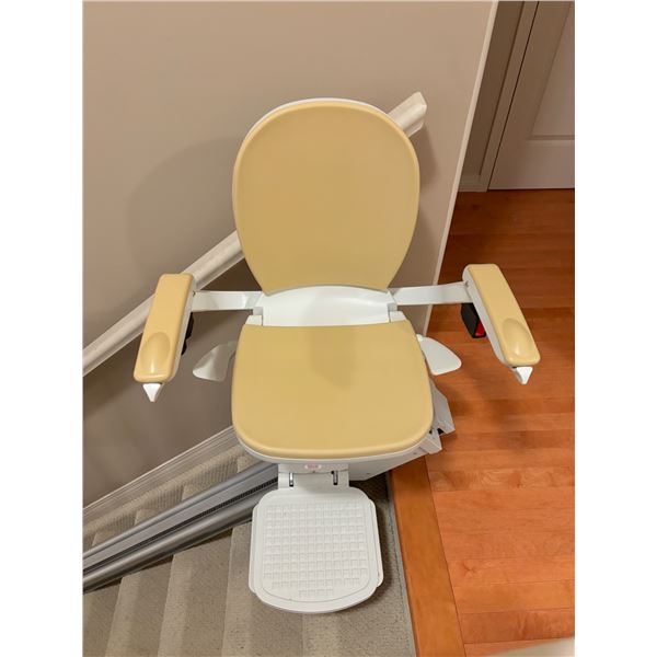 Acorn Superglide 130 T700