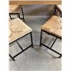 Image 4 : Kitchen Table