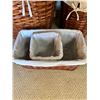 Image 2 : Assorted woven baskets