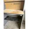 Image 2 : Garage Storage unit