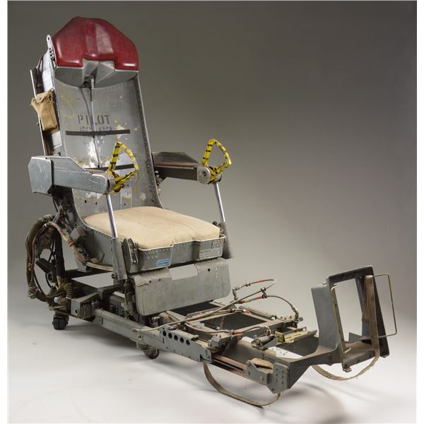 B52 BOMBER PILOT’S EJECTION SEAT.