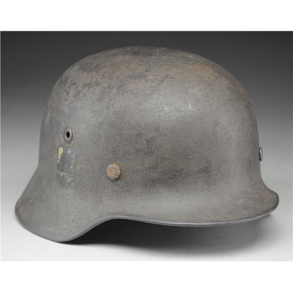 WWII GERMAN M1940 HELMET.