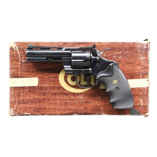 COLT PYTHON DA REVOLVER.