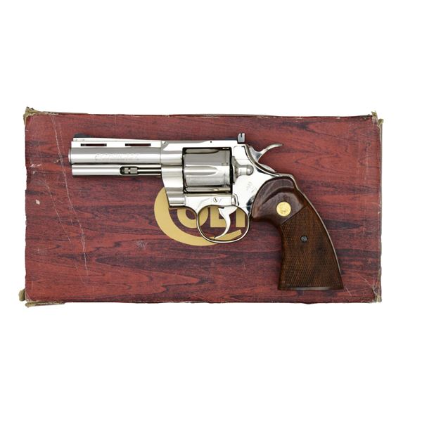 COLT PYTHON DA REVOLVER.