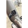 Image 10 : DOST DROP SPACE GREY 9 SPEED, 17.5"ELECTRIC BIKE; 500W MID DRIVE MOTOR, 100 KM RANGE, 120 NM TORQUE,