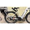 Image 5 : DOST DROP GLACIER WHITE 9 SPEED, 17.5"ELECTRIC BIKE; 500W MID DRIVE MOTOR, 100 KM RANGE, 120 NM