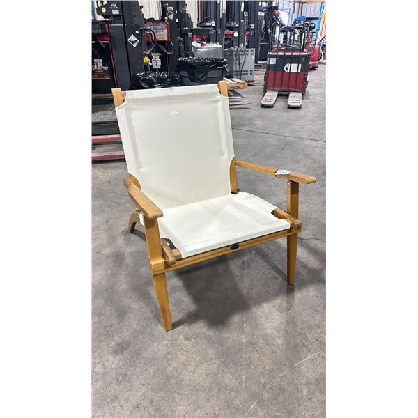 PATIOFLARE PF100092 BG TEAK FRAMED WHITE CANVAS MESH FOLDING OUTDOOR BEACH CHAIR *IN BOX*